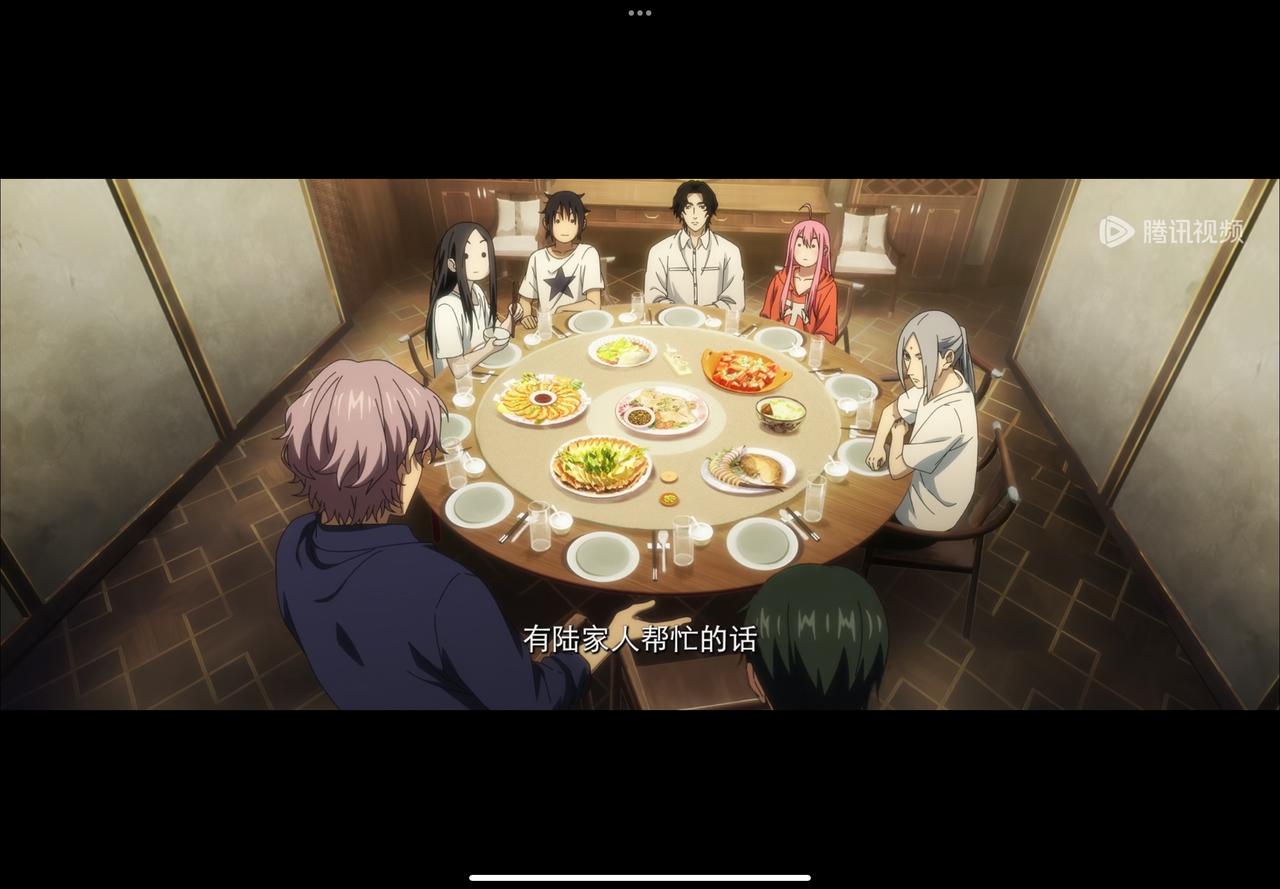 你别说四哥安排的这顿饭确实挺周到的，这个饭看上去就很精致，很好吃，居然还有啤酒，