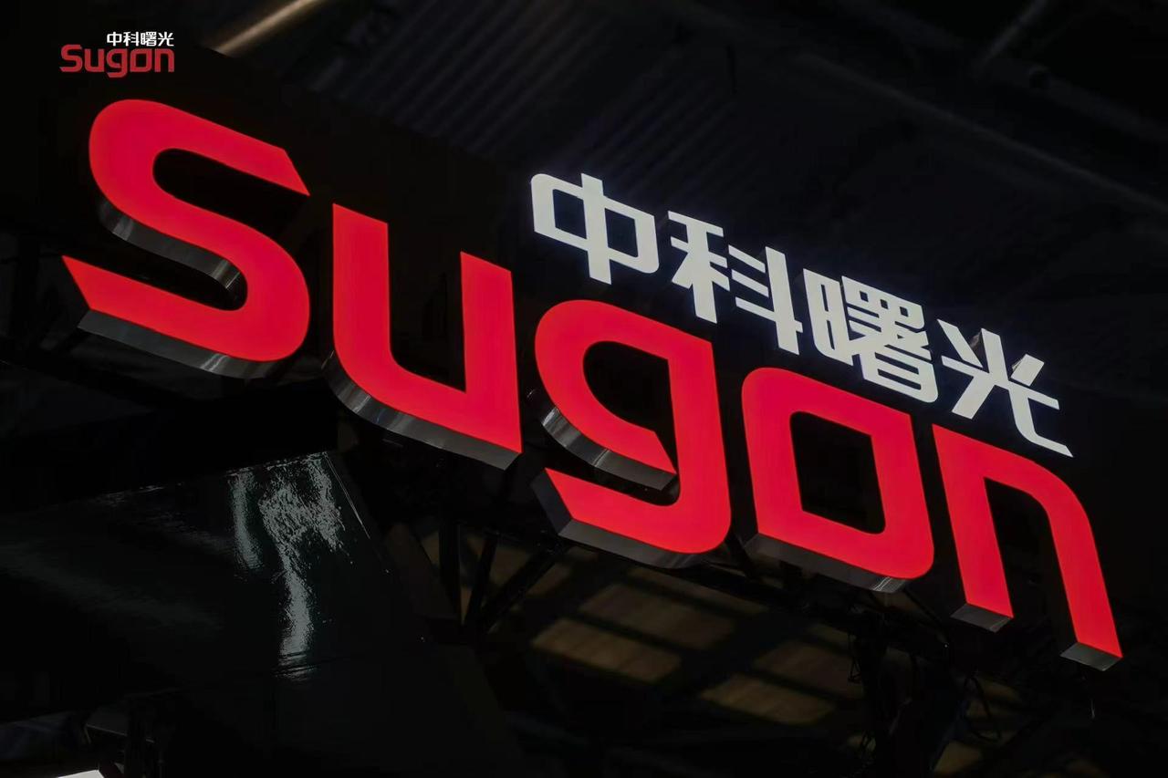 AI人才荒到炸！行业疯抢“全栈AI玩家”，这群大学生却被名企提前锁定？

算法再