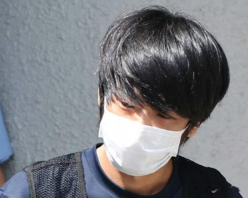 安倍晋三遇刺案完成审理， 检方请求判处山上彻也无期徒刑

日本前首相安倍晋三遇刺