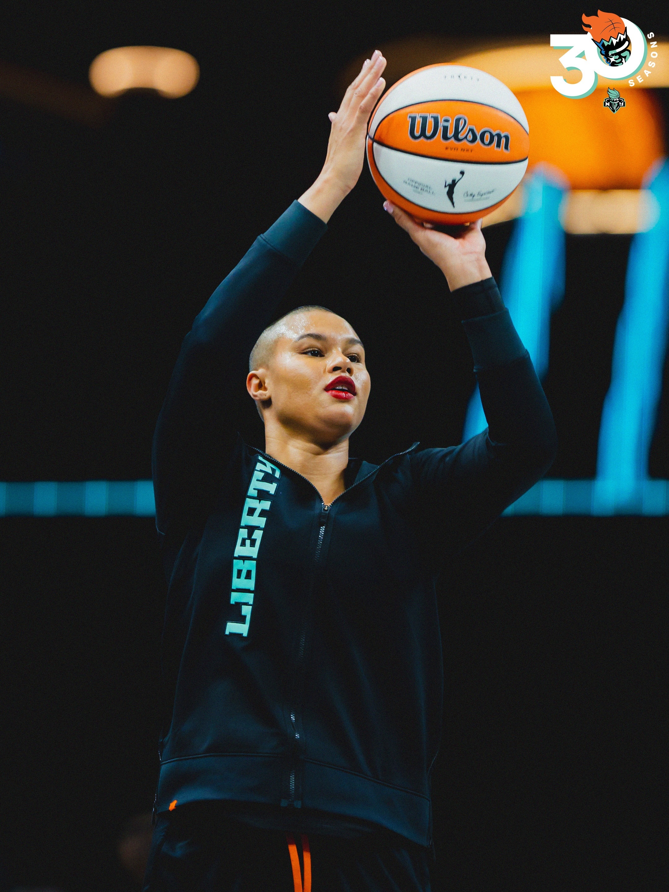 WNBA 萨巴利今天只出战4分钟，就因病回到更衣室，她在中场休息时重新评估后确认
