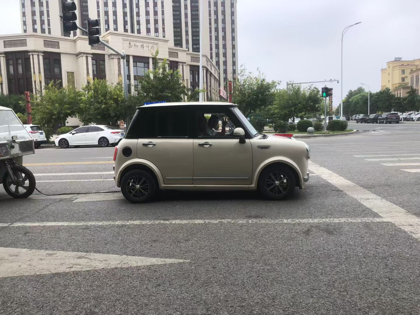 猜车 ​​​