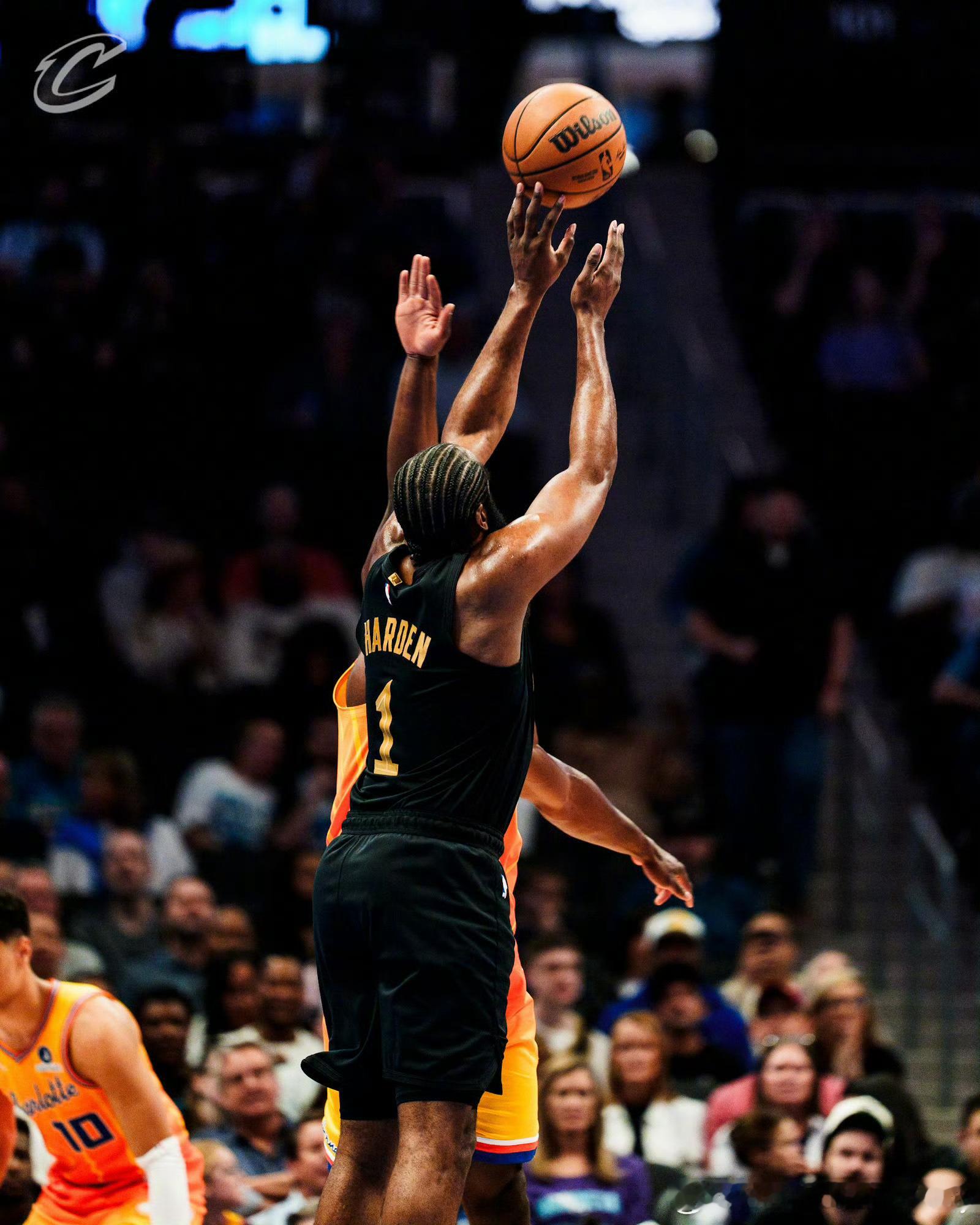 第一节领先十分