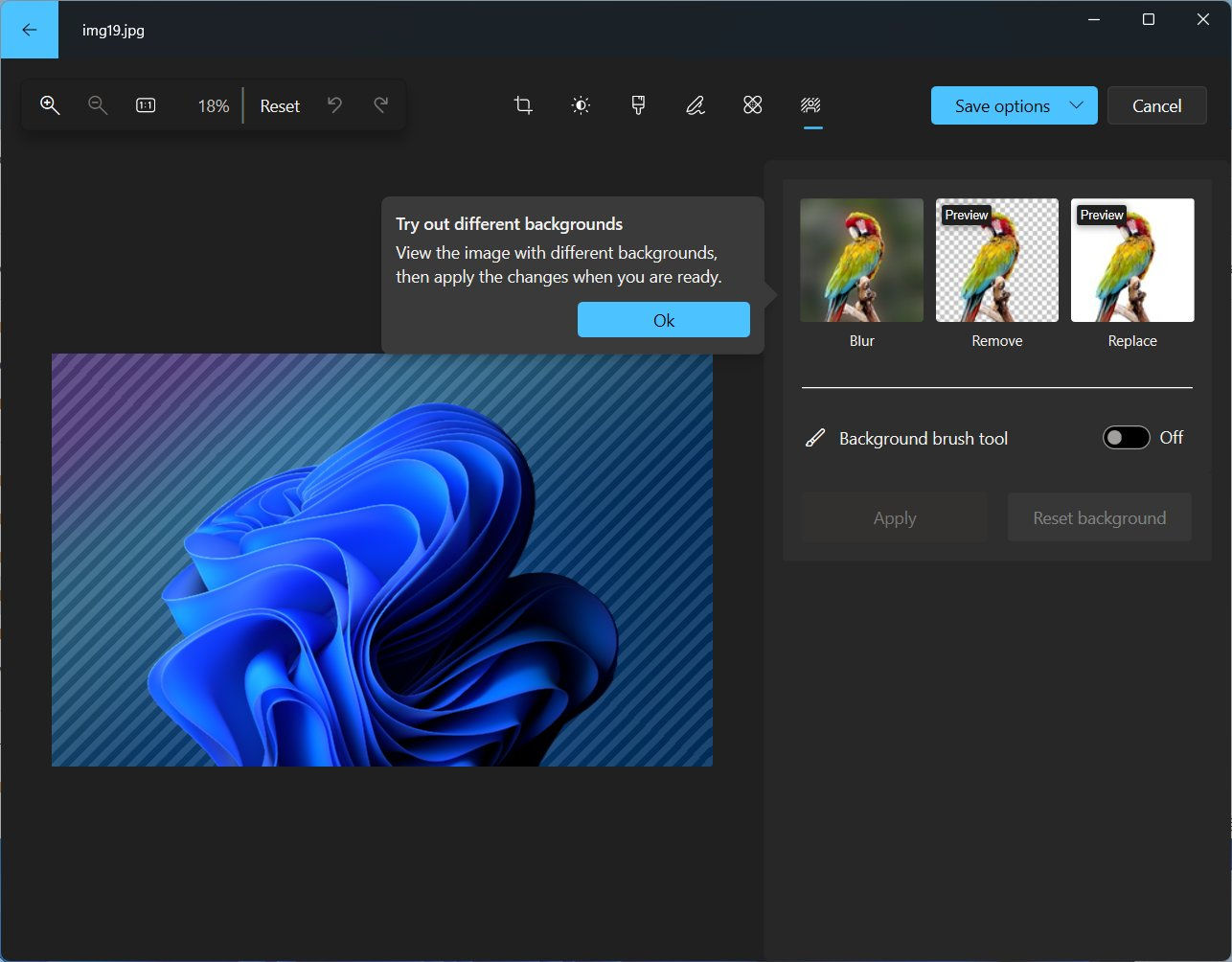 Windows 自带照片应用正在测试背景移除、编辑等功能，目前已经在 Insid