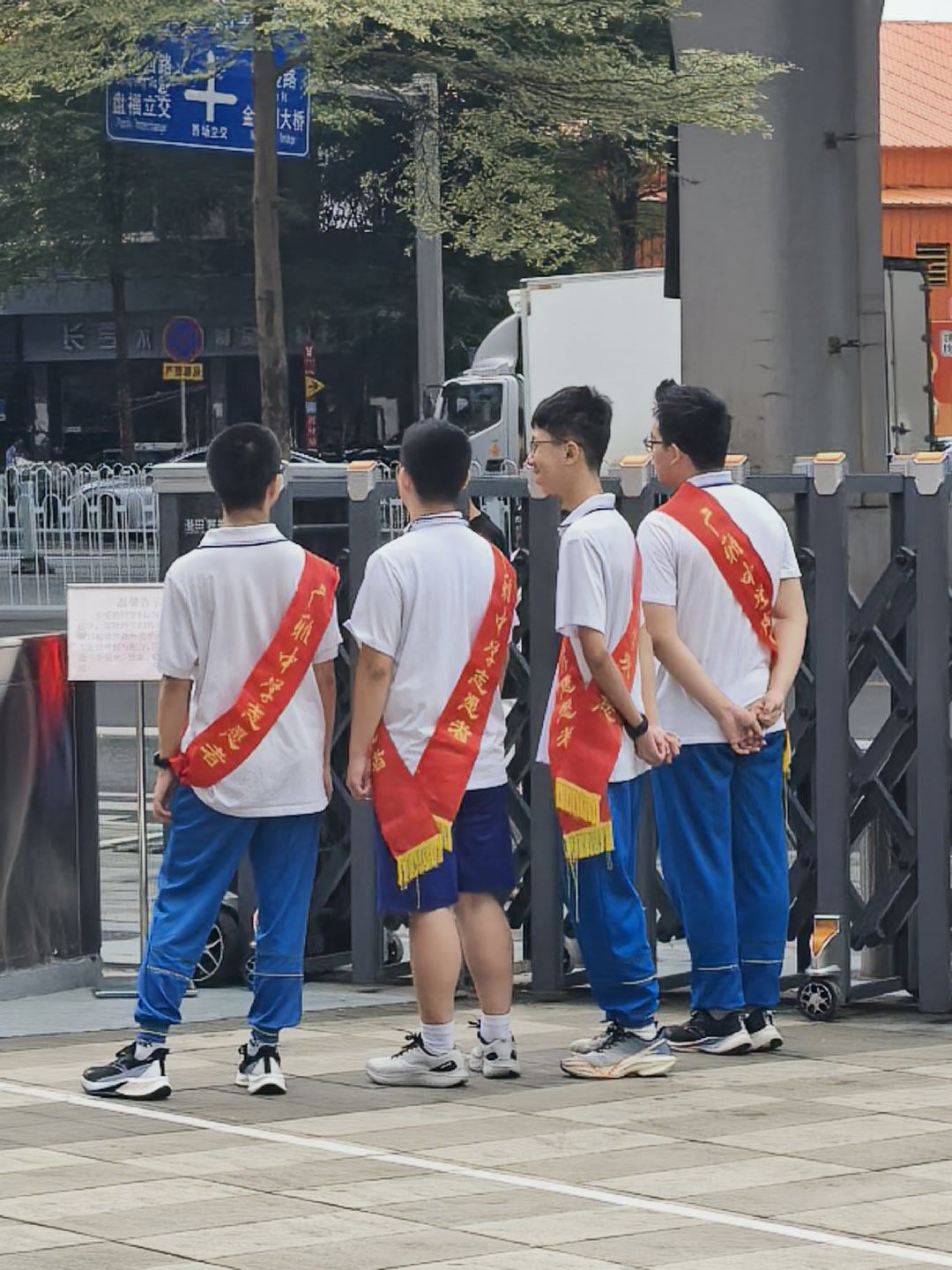 哪里都有雅舍？哪里都有精彩？新学期我即将遇到超过四十个新人。珍惜难得的缘分。要有