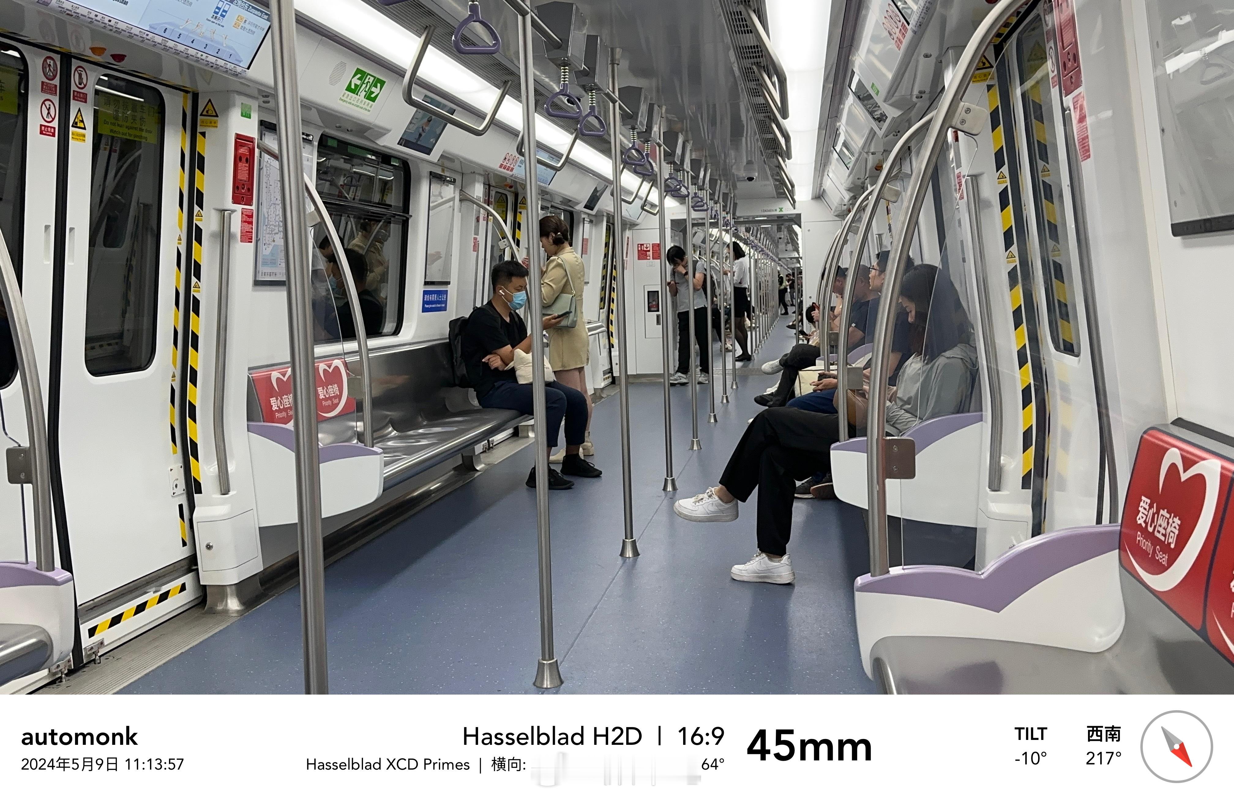 地铁12号线广告的空窗期……#亿点曝光计划#  ​​​