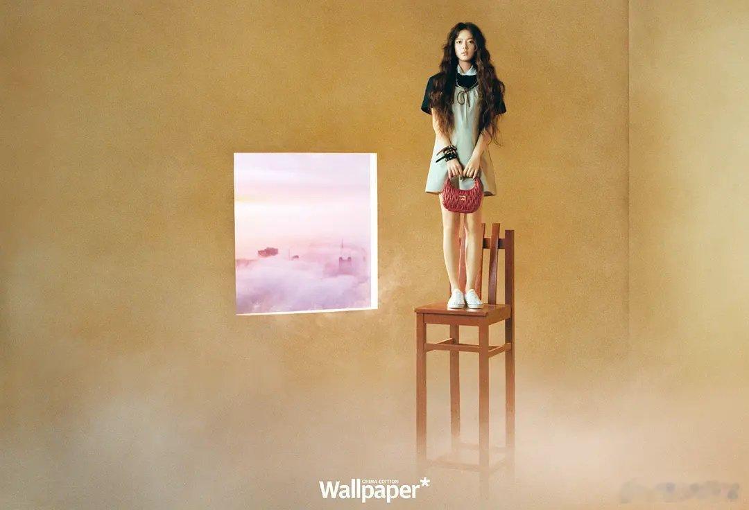 赵今麦miumiu新造型，这次有点童话风 