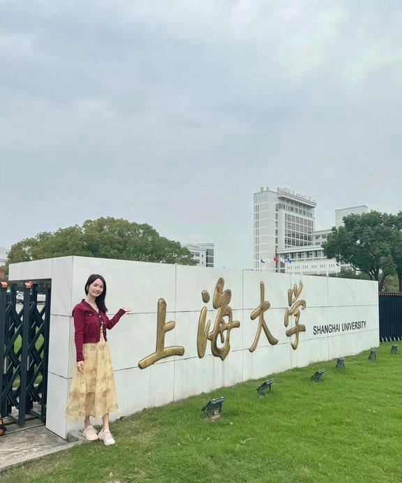 中国高校最多的城市前10排名：
10、杭州：47所。
9、长沙：57所。
8、成