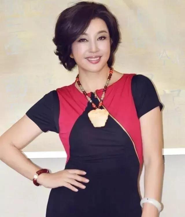 该如何看待刘晓庆的表演艺术
 网上，隔一段时间就会重新出现围绕刘晓庆表演的各类讨