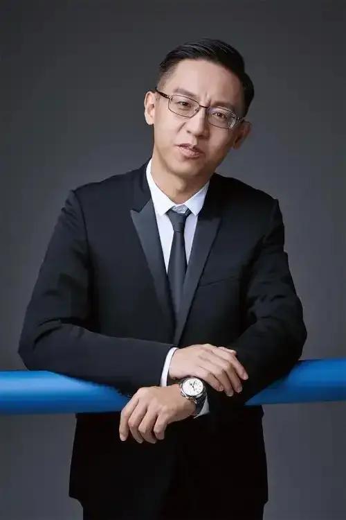 股市顶级逆向思维：高位底仓控盘，下跌主动换手降本，散户终身受用
 
散户持续亏损