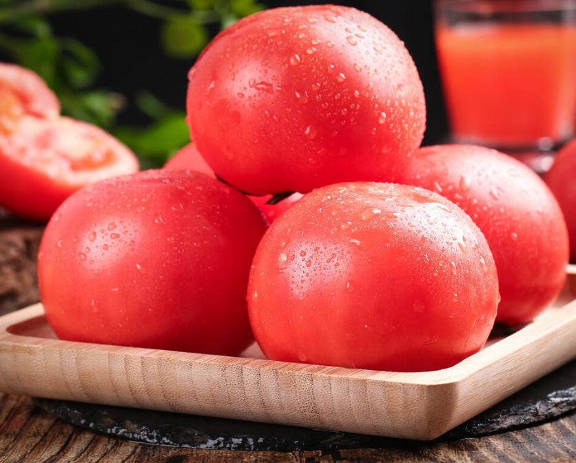 上海一38岁女子天天吃西红柿，坚持一年后，结果让医生都羡慕不已

