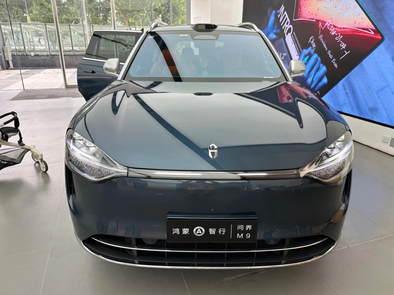 #BBA涨价# 做个小调查啊，30万以上预算，你首选BBA还是国产车？