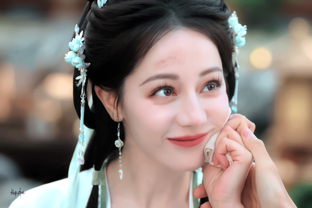 白日提灯值得追吗必须值得！！我已经被贺思慕迷的找不到北了