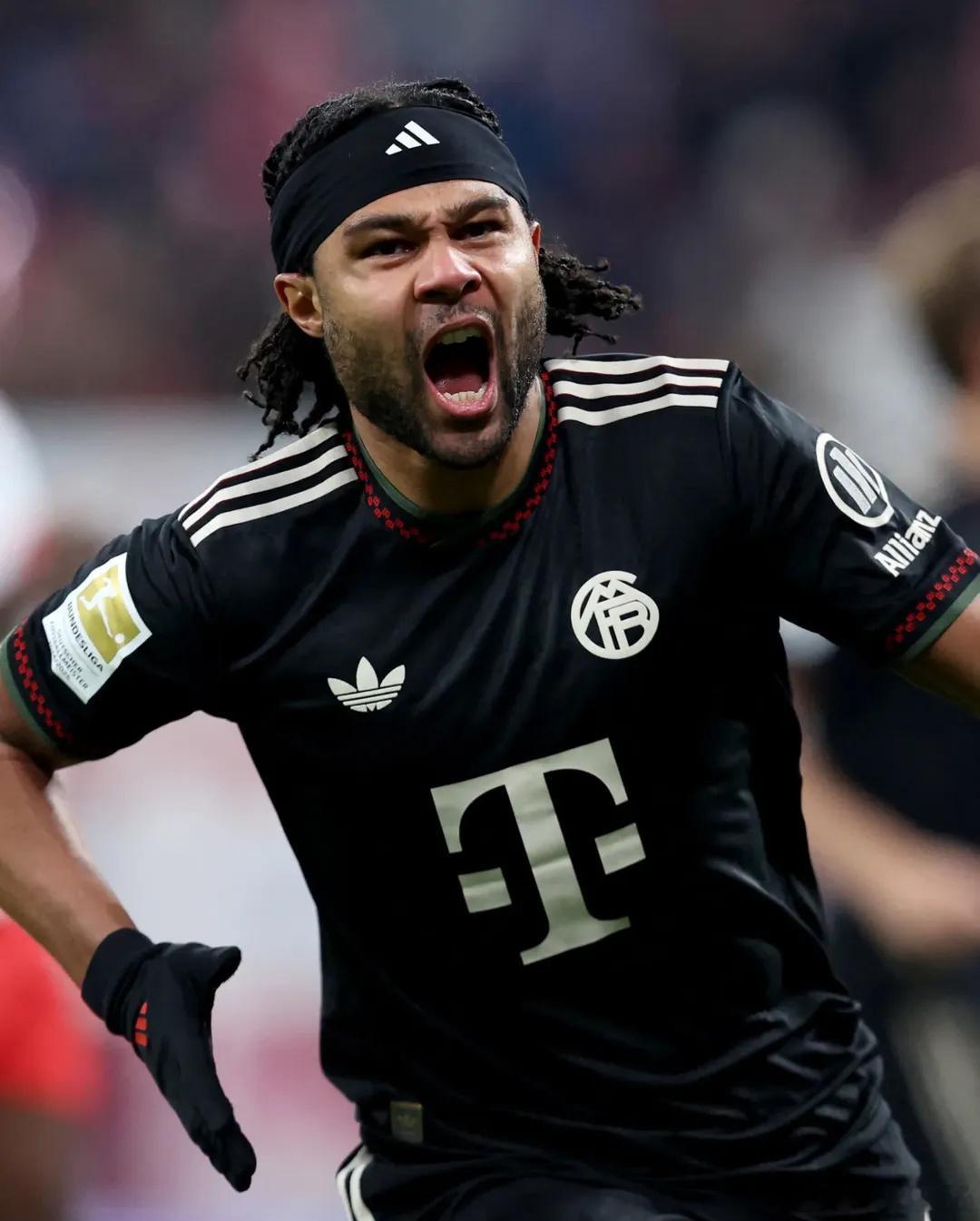 📢 拜仁慕尼黑官方宣佈：塞爾吉·格納布里（腸胃炎）和拉斐爾·格雷羅（左小腿拉傷