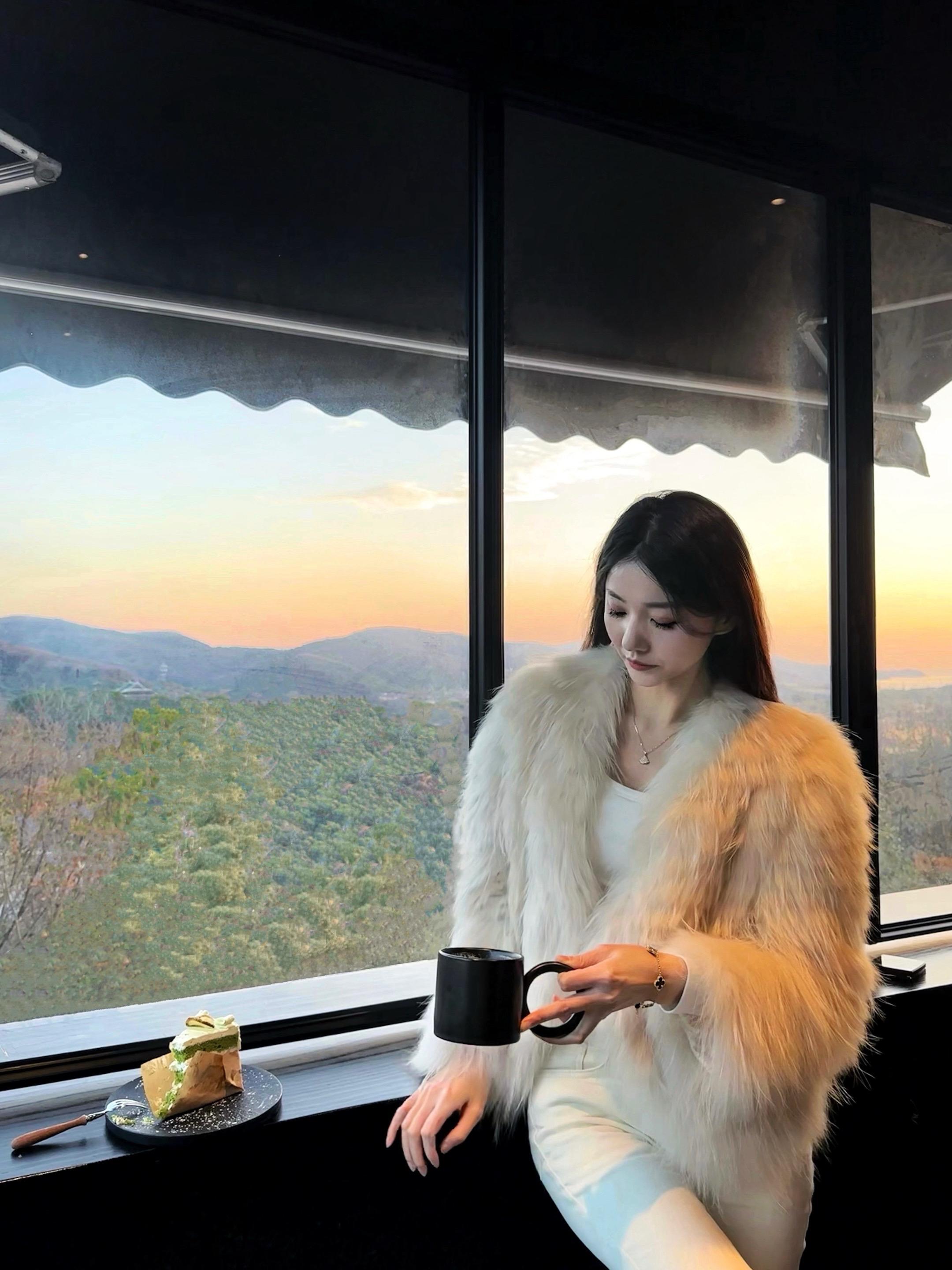 东方美 女性魅力 山景 优雅气质 冬季