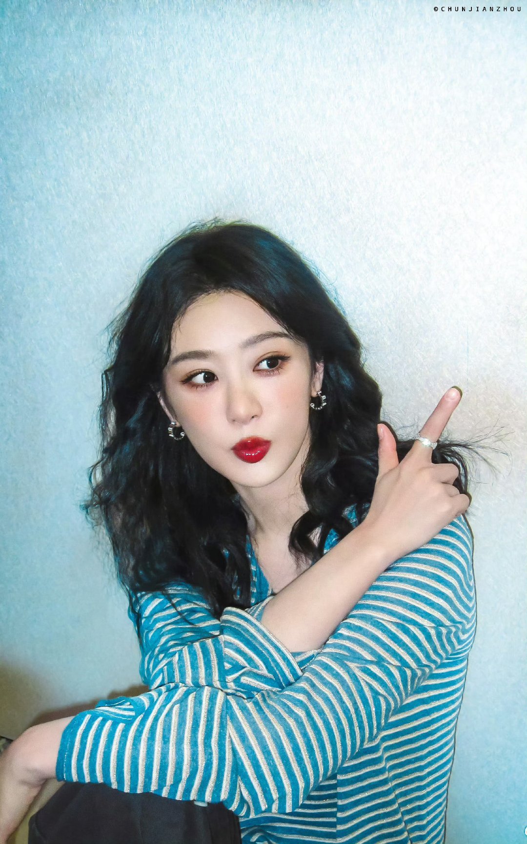杨紫 yz杨紫白菊 yz杨紫生命树 “森林深处是绿色，我心深处是爱你 