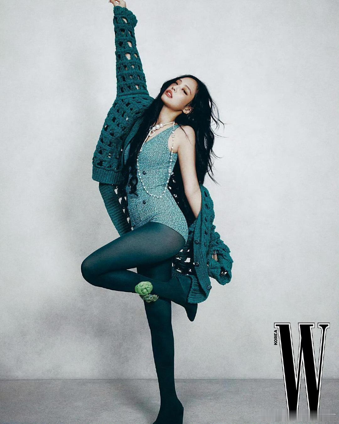 #Jennie最新W封面造型#JENNIE x W KOREA 11月号封面造型