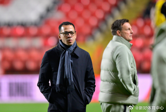 在足总杯5-1战胜查尔顿后，切尔西新帅罗塞尼尔在接受好体育采访时表示，自己的足球