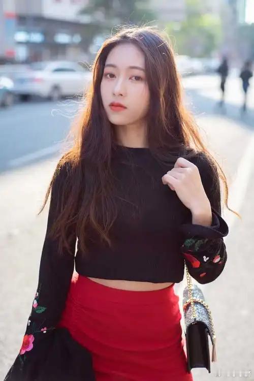 前体操冠军吴柳芳擦边争议后发声 无论网络如何争吵这个选择是否“正确”，都不能影响