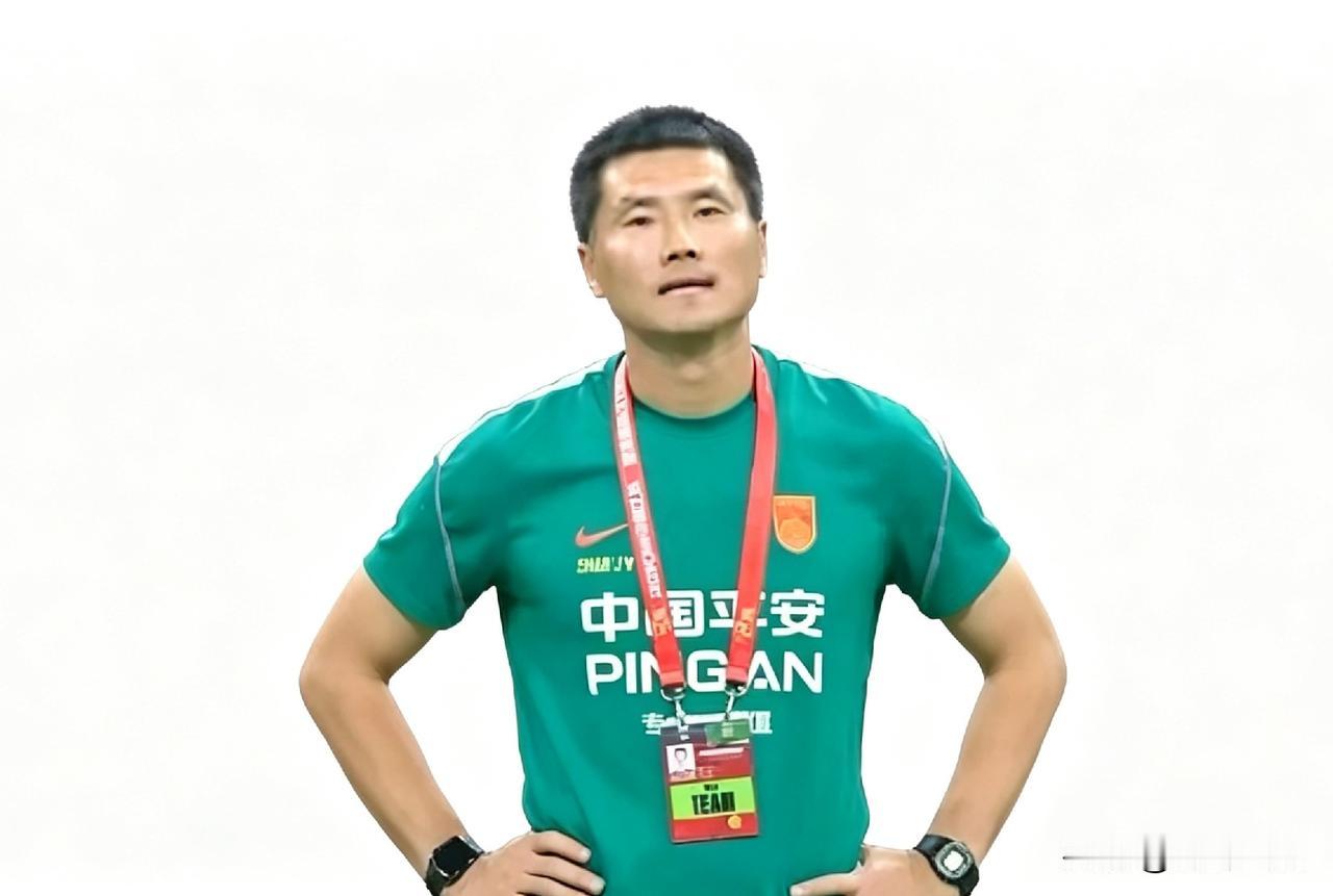 本以为新西兰是个“软骨头”，没想到却直接将国足打的溃不成军，直接现出原形！
昨晚