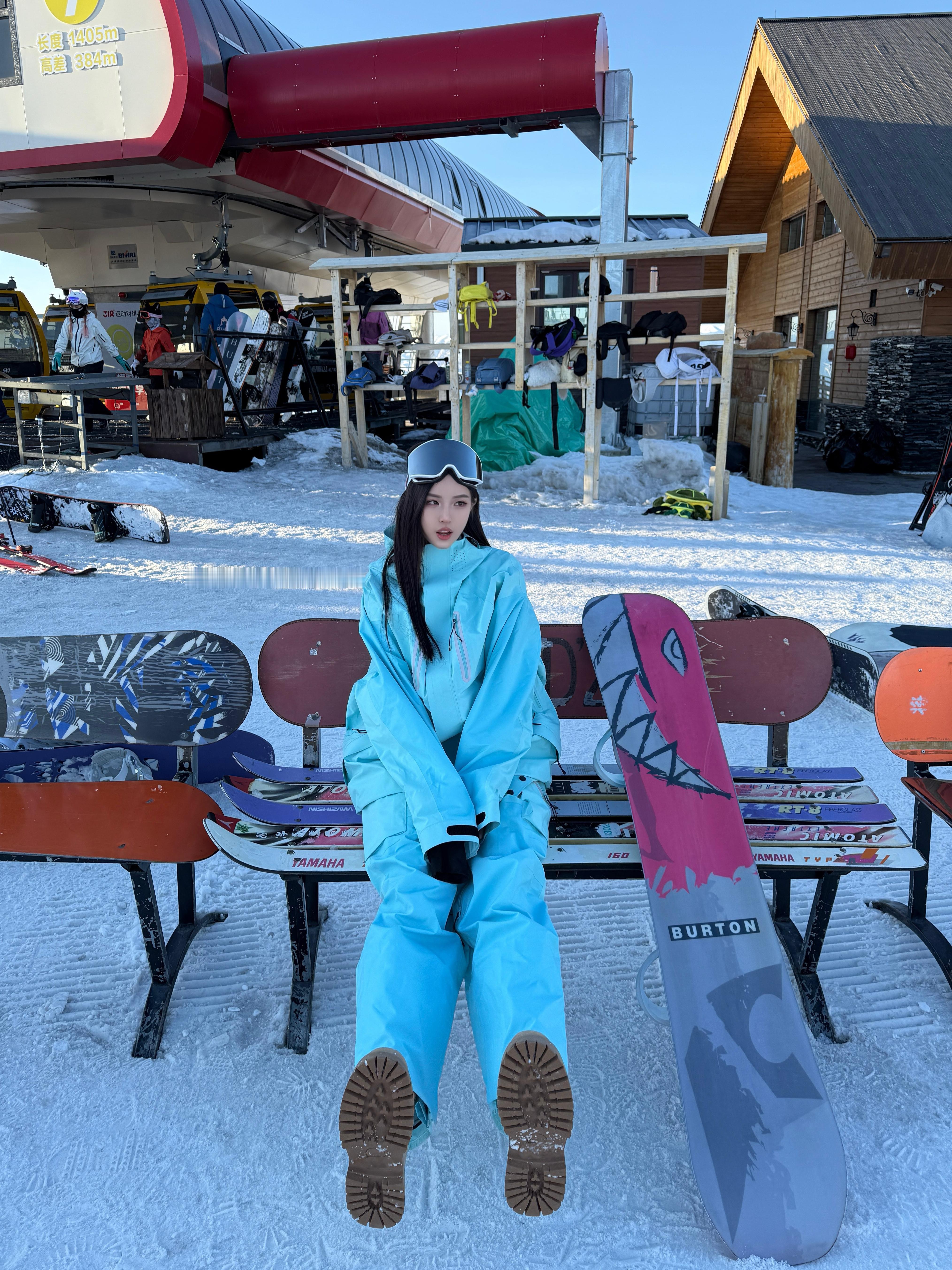 🏂阿勒泰战损日记：第一天就快把肋骨摔断了……收获n个隐藏款淤青以及别人家的西高