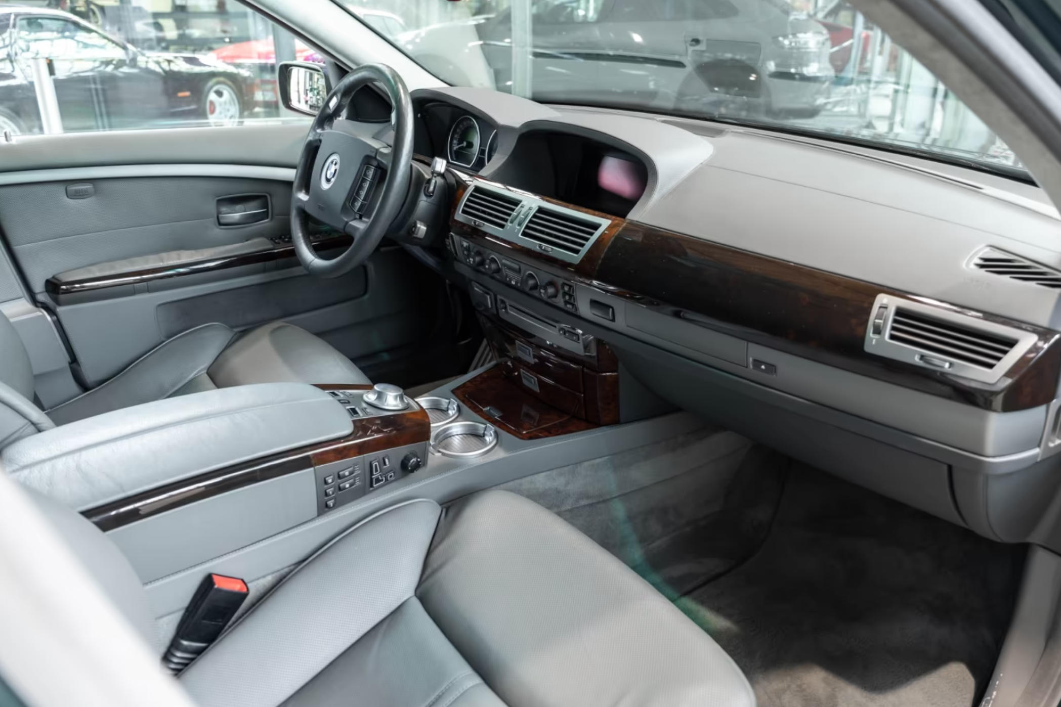 好车分享 BMW 760Li，E66代7系一经推出就吸引了我，也是我认为所有7系