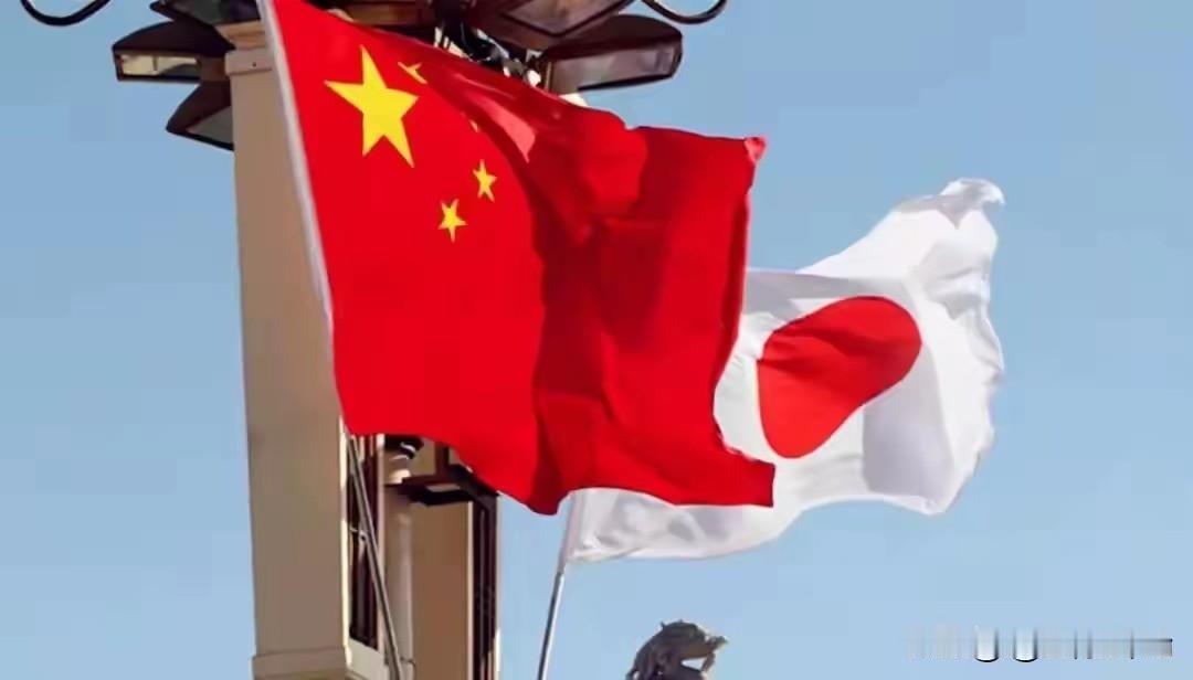 中国对日本实施两用物项出口管制、二氯二氢硅反倾销调查，击中其高端制造业软肋。中日