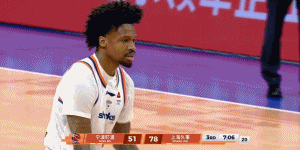 手热得发烫！李添荣9中8&5记三分球轰下24分2断cba