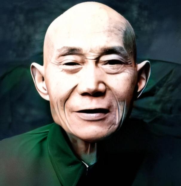 1940年5月17日，红色刺客吴凤祥，对着特务头子吉川贞佐啪啪连开两枪，却都是哑