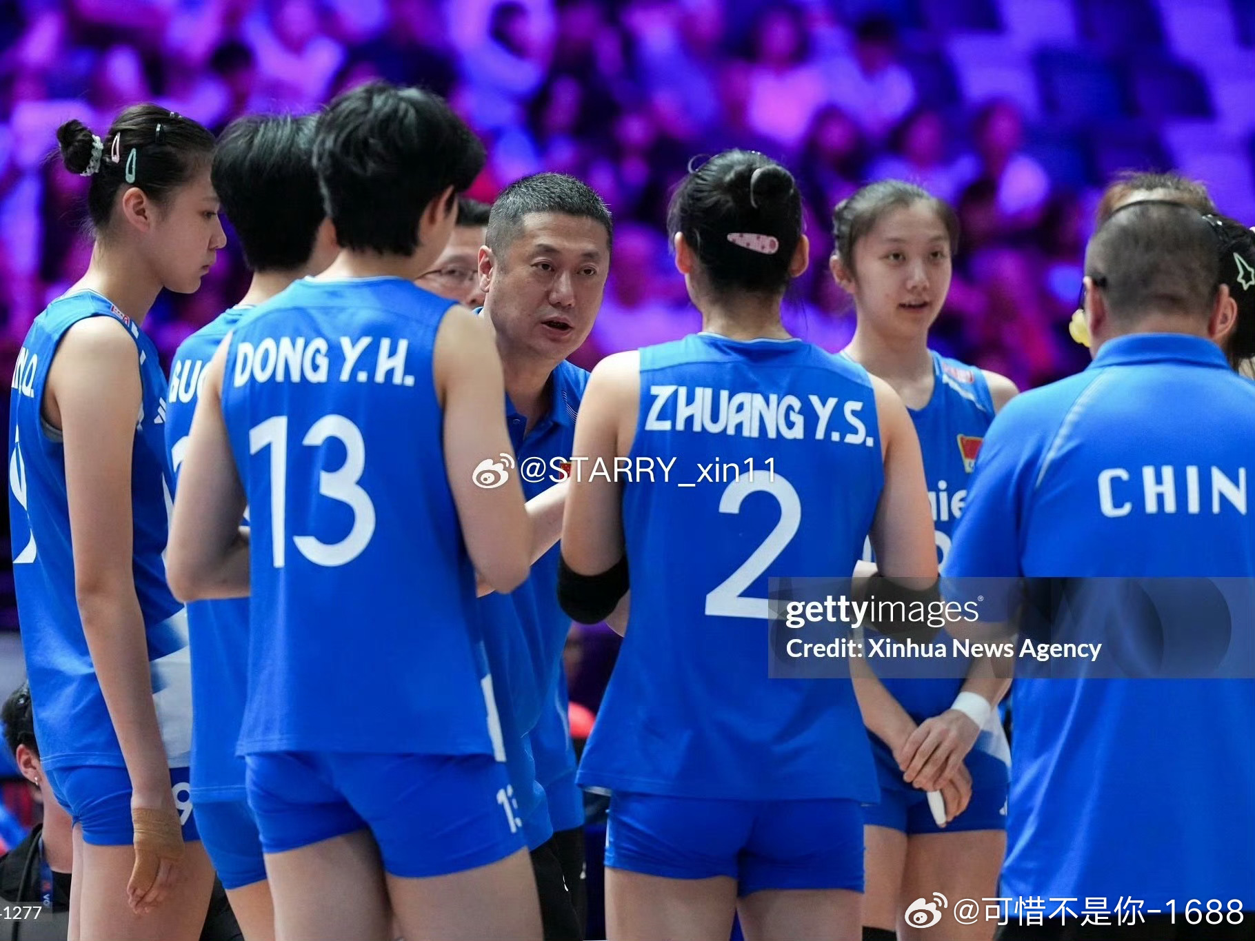 中国女排vs美国女排 四分之一决赛：中国女排先丢一局的情况下，3-2战胜美国女排