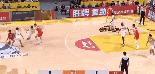 不愧是总决赛mvp啊，根本挡不住！广厦男篮vs深圳男篮CBA