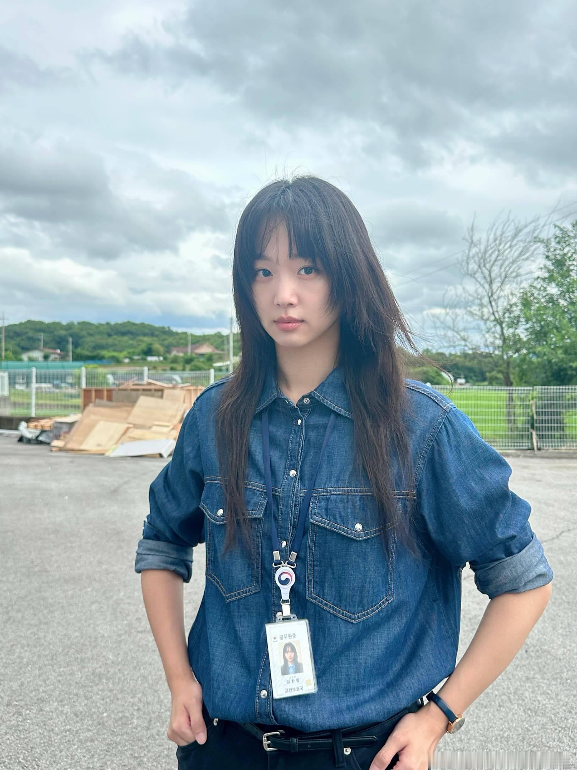 在<铁拳教育>里饰演任含琳的秦基周女士大学读的是计算机工程系 26岁从三星离职 