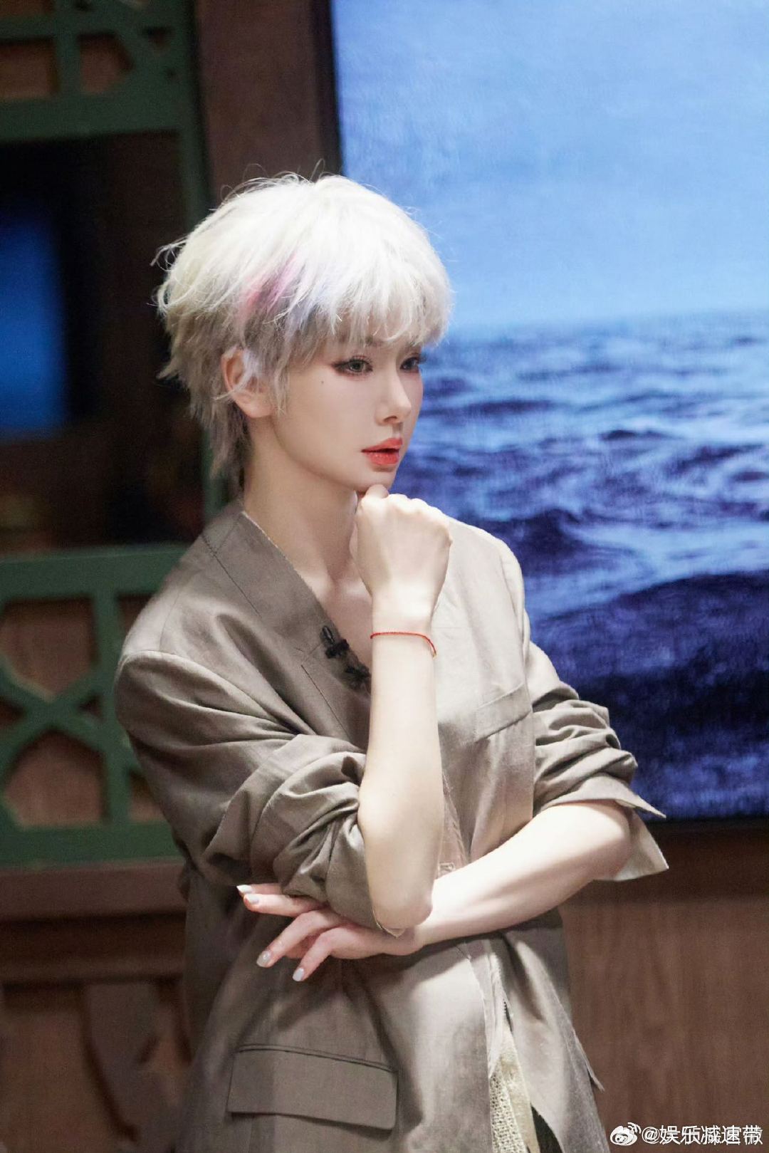 戚薇说哭就哭大侦探 戚薇在《大侦探》里情绪拿捏太到位！一想到小海没了，立马沉浸悲