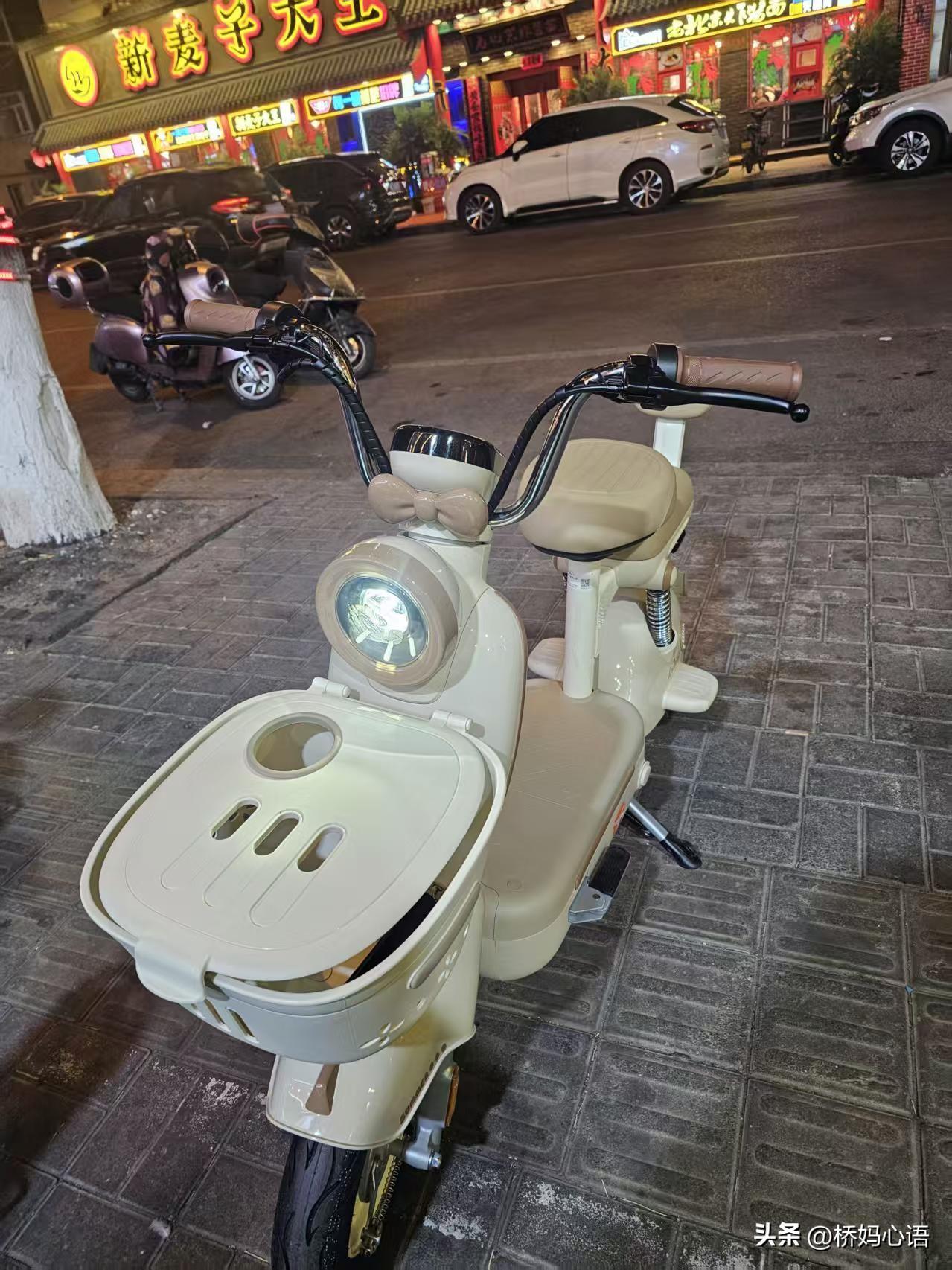 我看见胖胖的外甥女，心里真发愁啊。

我外甥女刚刚30岁，生完孩子以后简直胖成了