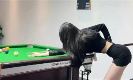 重庆，一男子点了一个美女教练陪自己打台球，打了整整一夜，早上付款的时候，男子却称