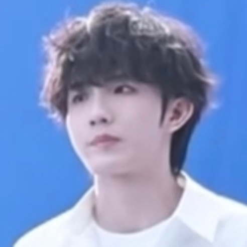 【4564】这个小孩真好玩！一分钟有八百个表情！