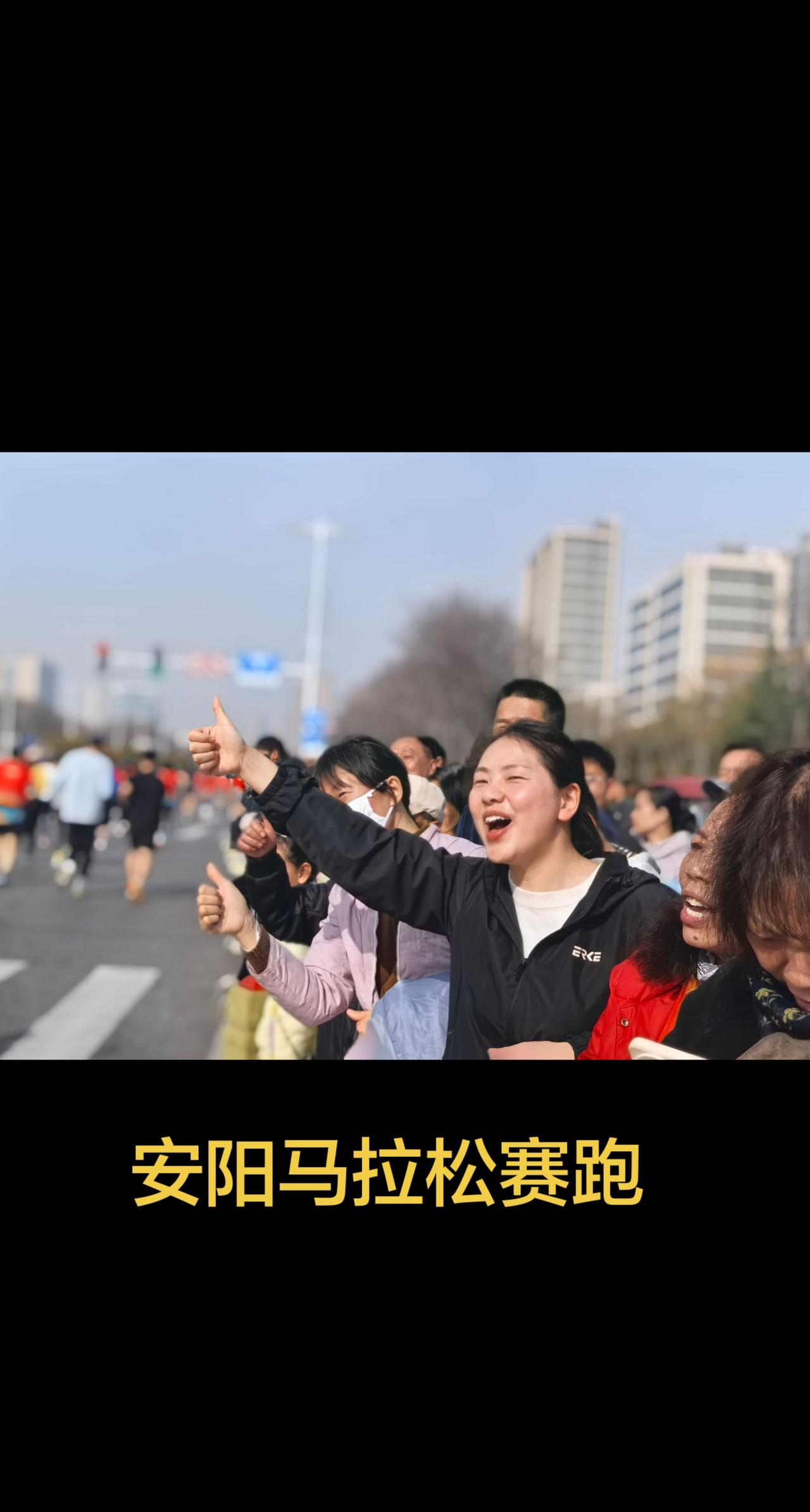 有文化，必安阳！安阳马拉松赛事掠影！
河南农商银行是这次马拉松赛的冠名单位。
今