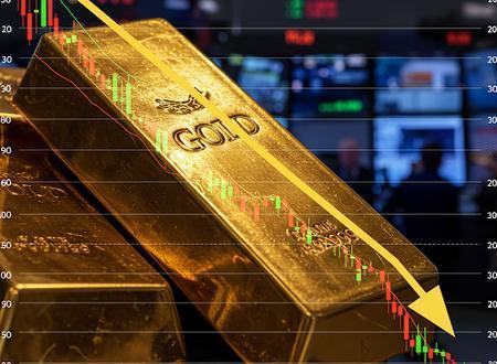 人类对于“怕错过”的痛苦远大于真实的损失。这就是所谓的“踏空比亏损还难受”。
在