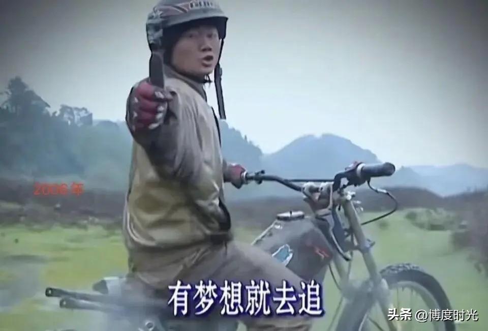 张雪机车夺冠，太牛了！
在世界超级摩托车锦标赛葡萄牙站，
它勇夺两连冠，
打破欧