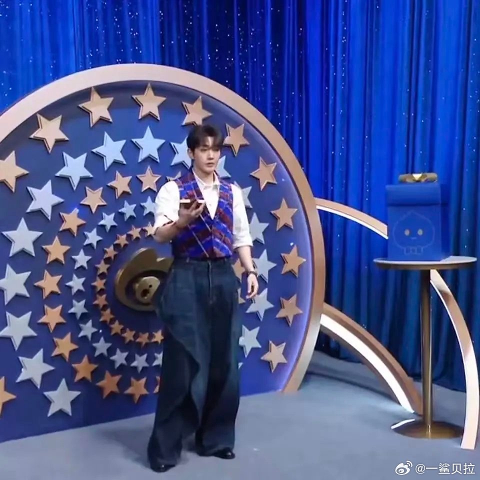 真羡慕为为挣得多吃得多还有好多粉丝维护 