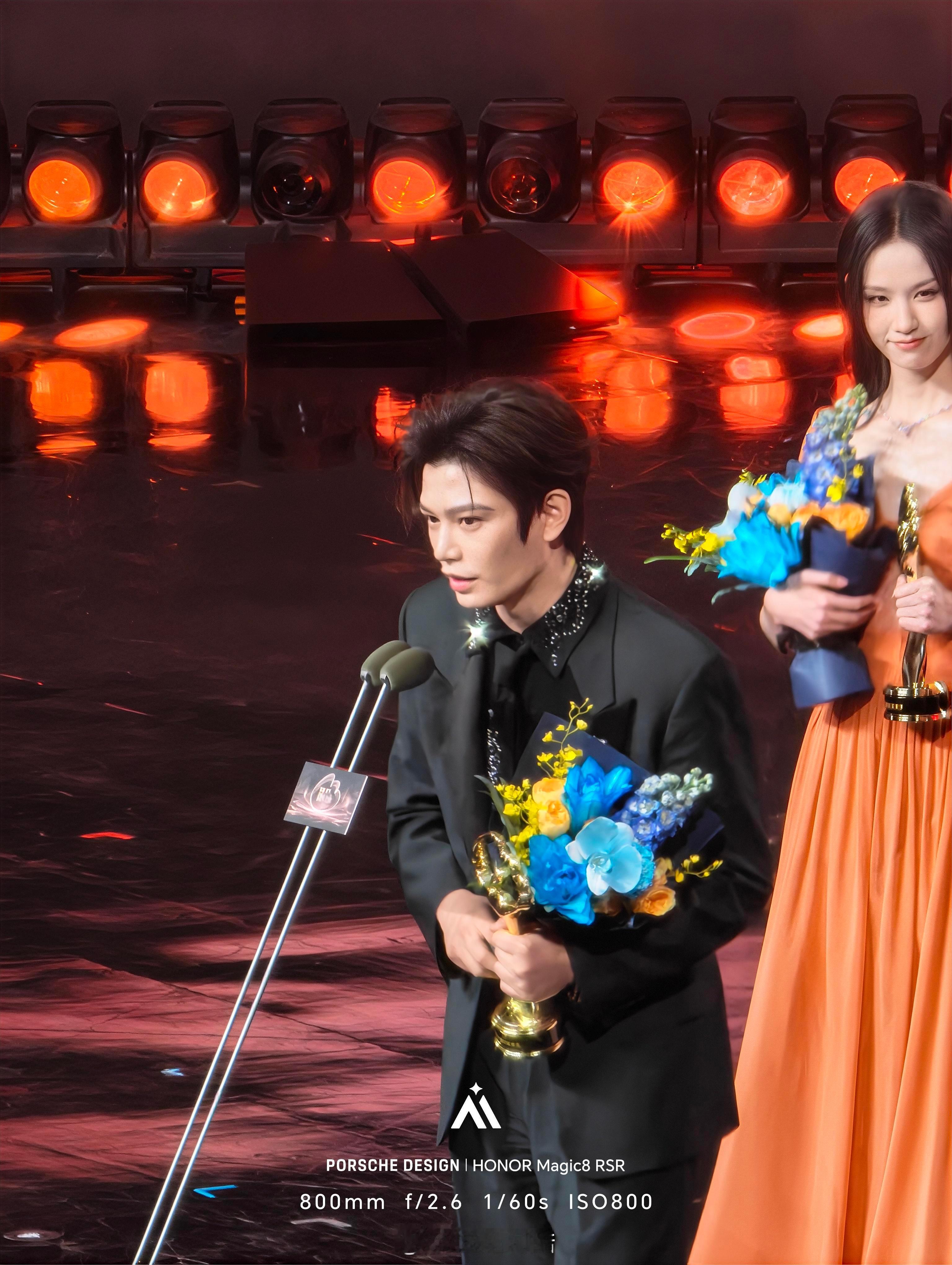 微博之夜看了几张Magic8 RSR直出的照片现在的手机都这么能打吗？直出效果是