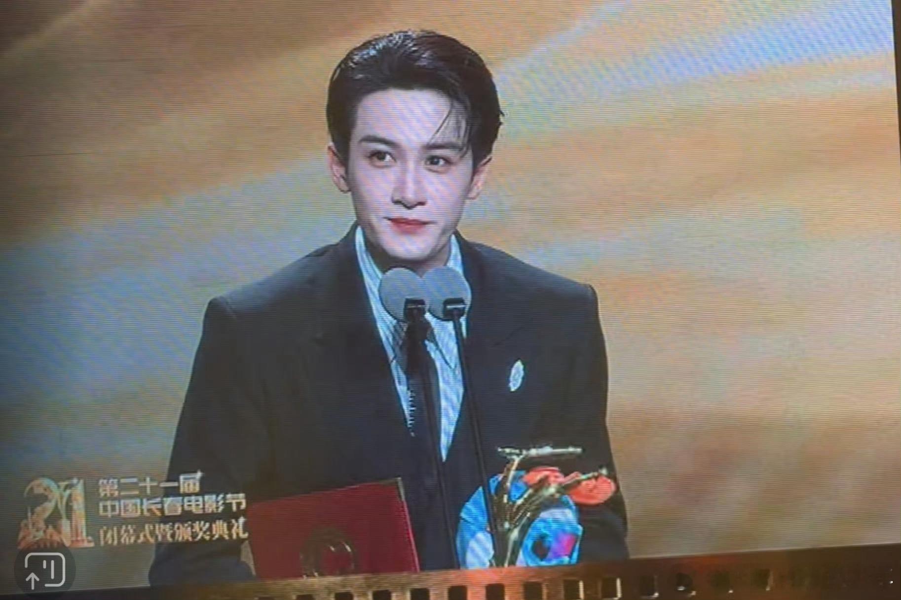 檀健次金鹿奖最佳男演员恭喜🎉🎉檀健次夺得金鹿奖影帝！实至名归，深耕不辍，演技