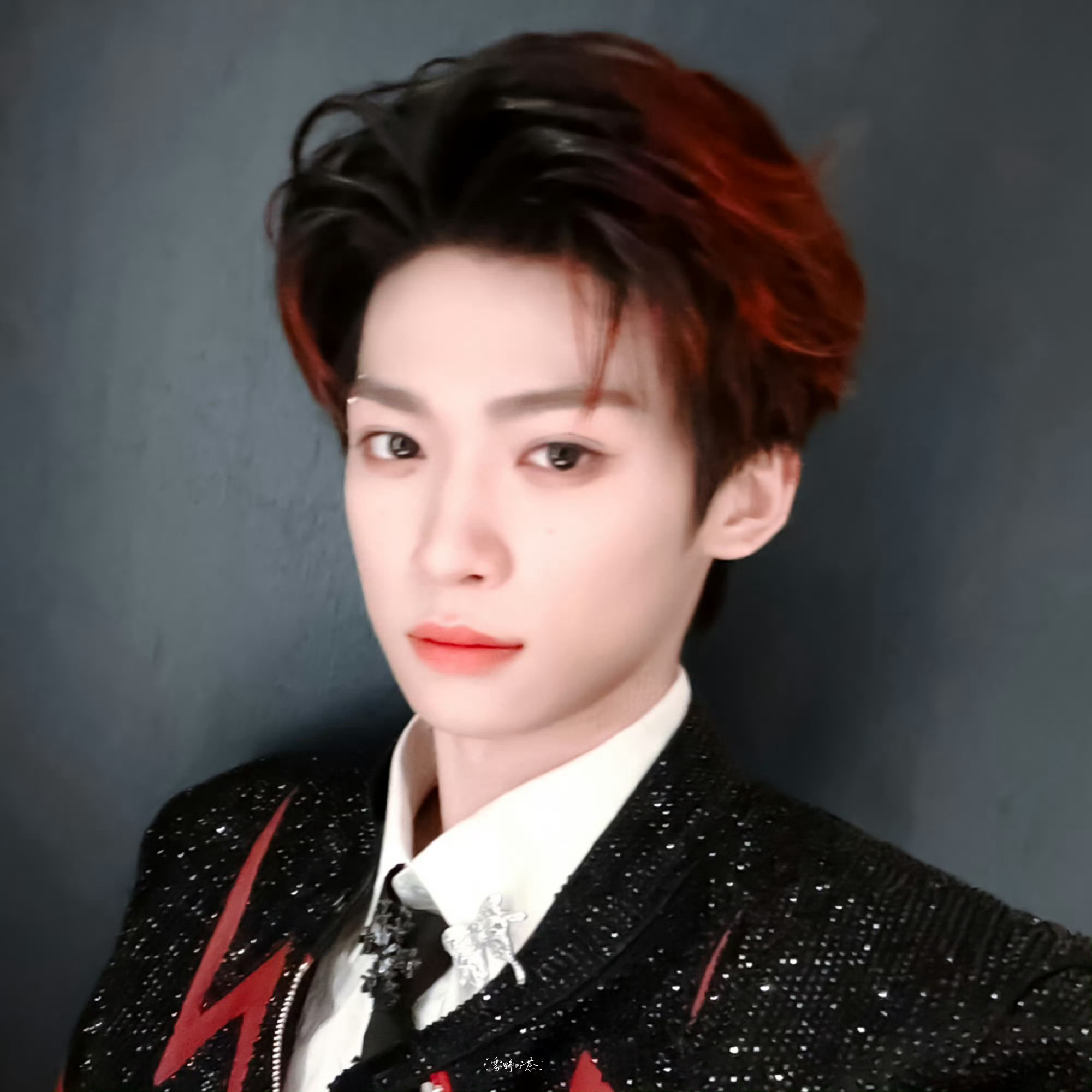 梓渝[超话] 🔮梓渝 没享爱豆的福 尽吃爱豆的苦​​​