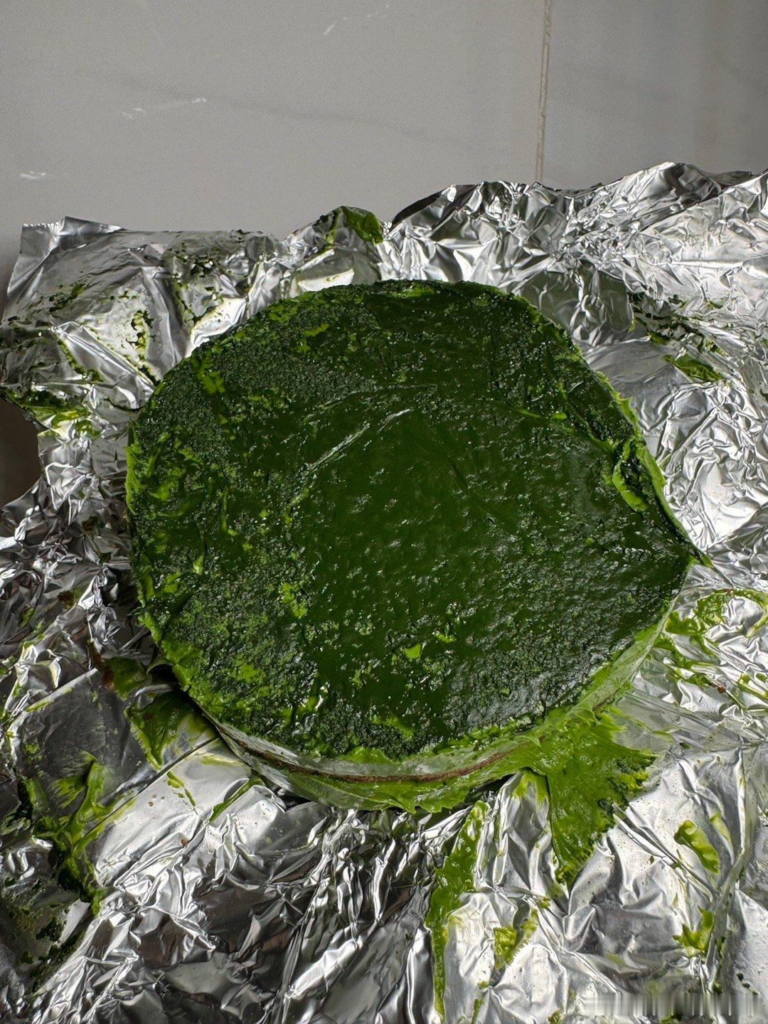 一抹清凉色诗江行的抹茶蛋糕 好苦好正好丝滑爱了！一鸣的新品酸奶 好浓厚#美食分享