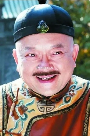 巅峰对决试问“和珅”和“许家印”谁在“贪界”地位更高？第一局：“和珅财富”为乾隆