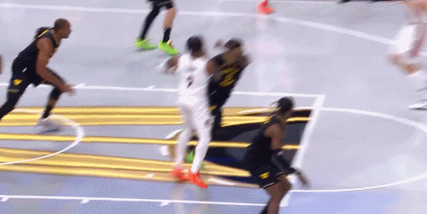 克林根疑似受伤 