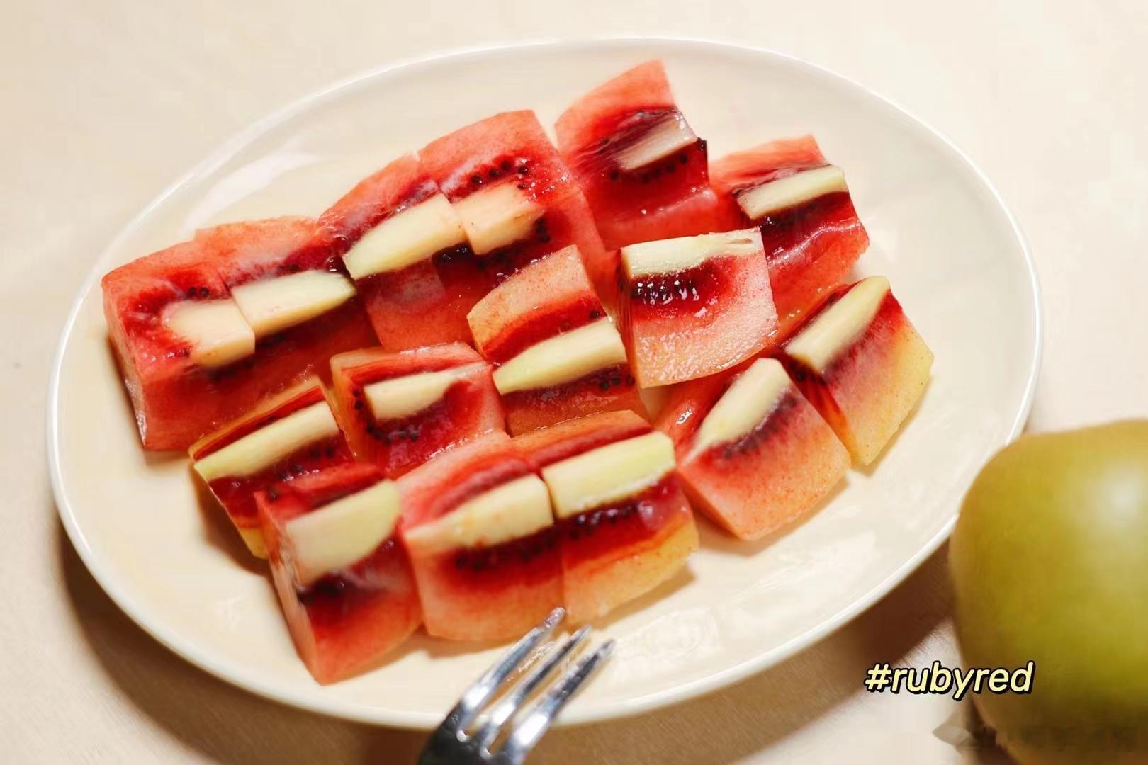 #今天# #随手拍# 意外好吃…[馋嘴]就是贵[汗]吃一个10块钱没了[666]