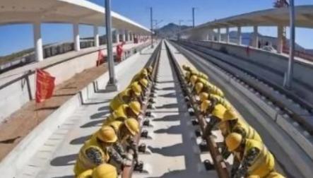 主动撕毁中国订单，事后拒赔361亿违约金，如今又上门求助了！这个国家很有意思，2