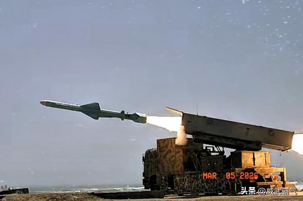 伊朗把以色列打懵了，按理来说以色列的国防总部大楼一定是防守的重中之重，但是伊朗的