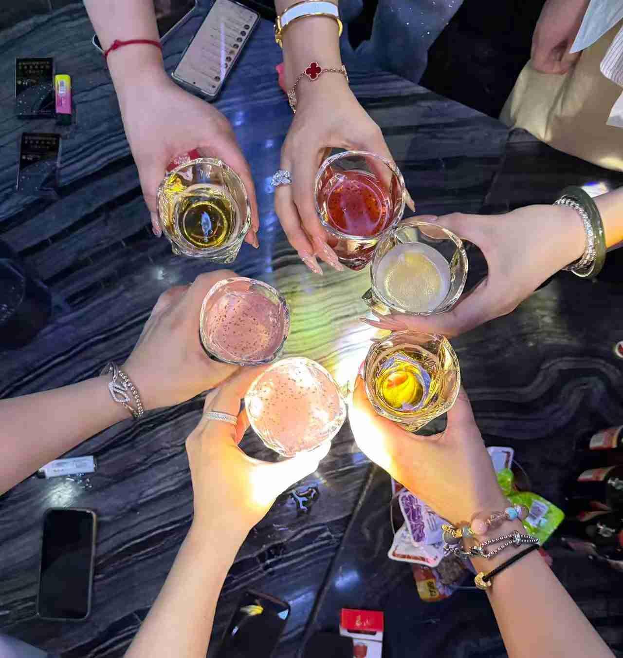 我的今日状态：😁轻松愉快
我这里的天气：☀️晴天