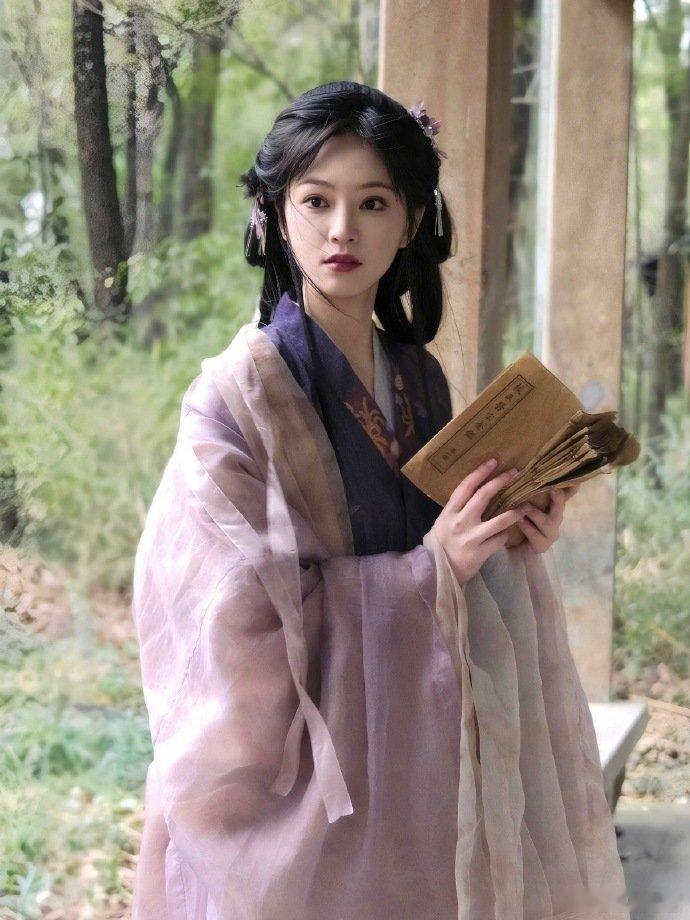 黄灿灿为争取一部戏可以试三个角色黄灿灿一部剧试戏了三个角色热爱可抵万难，黄灿灿为